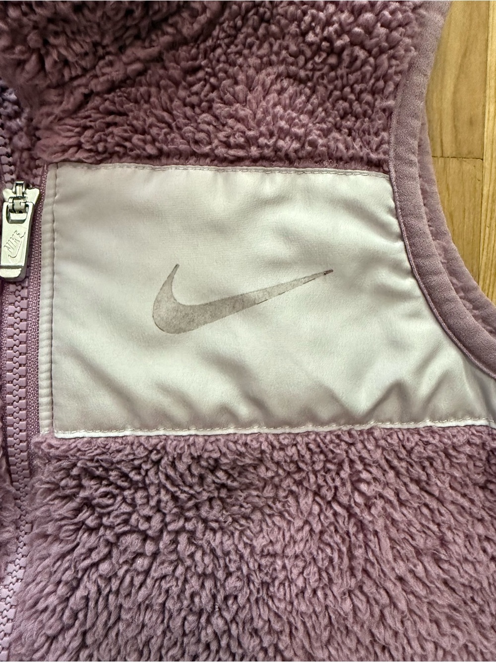 Nike Pink Sherpa Fleece Vest - Picture 3 of 3